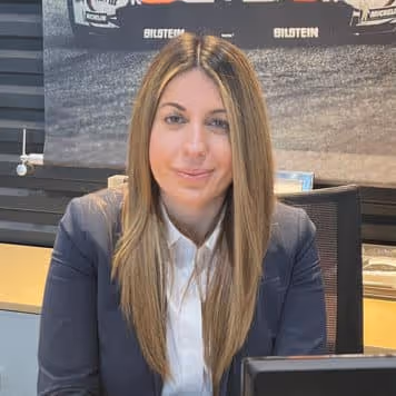 Photo of Ashley Harris